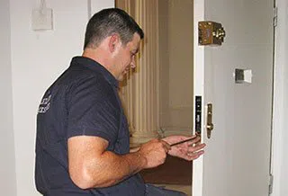Safe Key Locksmith Service Glendale, AZ 623-518-1109 - locksmith-6